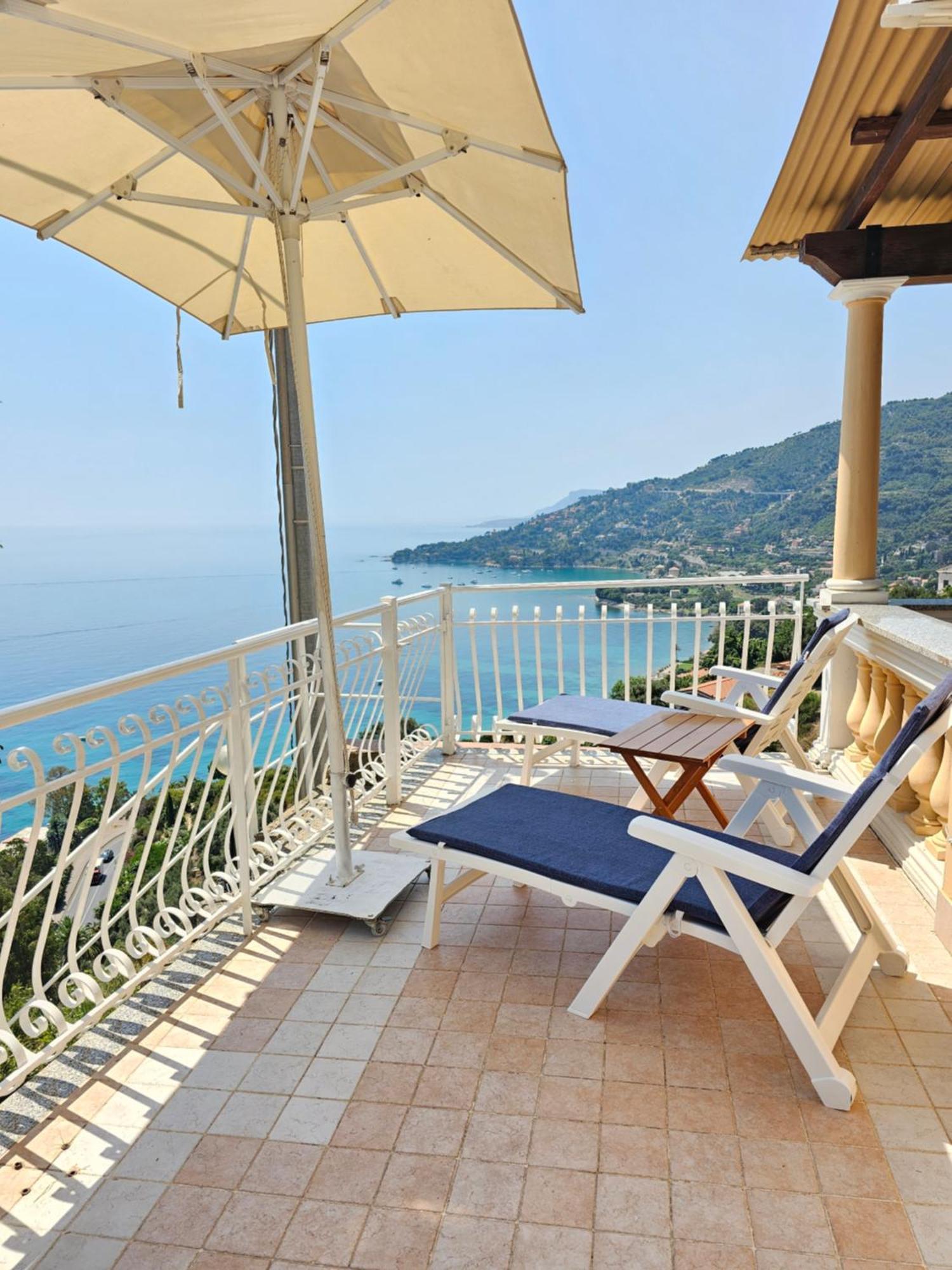 Avocado Villa Ventimiglia Exteriör bild